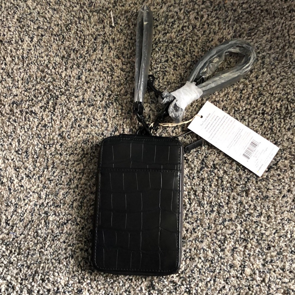 NWT travel wallet